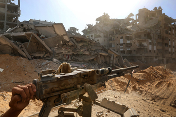 Soldados israelíes en la Franja de Gaza, durante una visita organizada por el Ejército en octubre de 2025.
