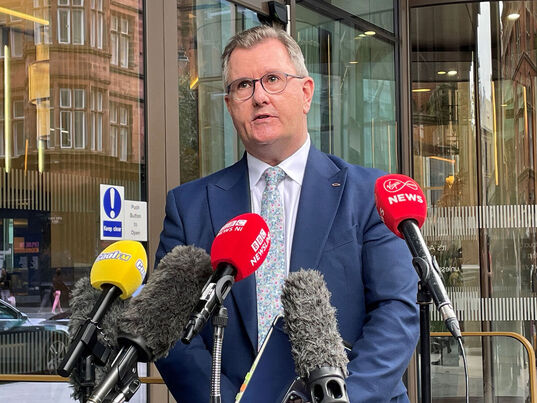 El exlíder del DUP, Jeffrey Donaldson, en imagen de archivo.