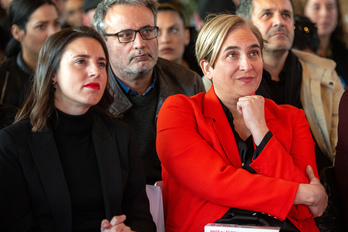 Irene Montero y Ada Colau, máximas referencias de Podemos y el Frente Amplio en esta última fase negociadora, en un acto conjunto en 2023.