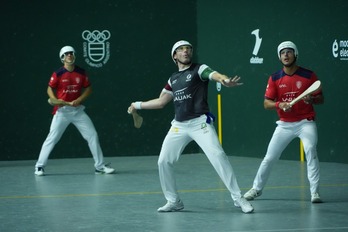 Gaubeka e Ibañez han ganado a España (Baeza y el navarro Insausti) en pala corta en un partido muy reñido.