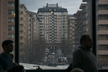 Emantzipazioa erraztea da laguntzen helburua, baita etxebizitzak partekatzea ere.