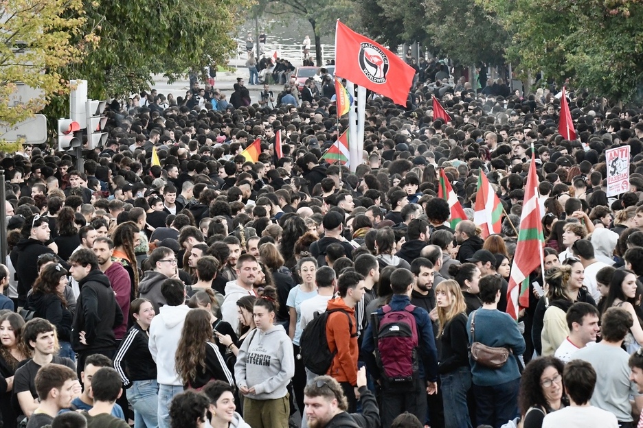Miles de jóvenes se han movilizado en la jornada. Miles de jóvenes se han movilizado en la jornada.