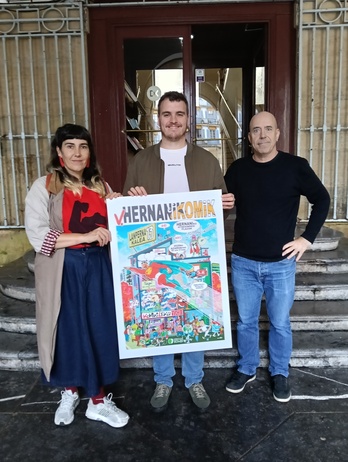 Ainara Azpiazu ‘Axpi’, Aitor Huizi eta Dani Fano, aurtengo edizioaren kartelarekin.